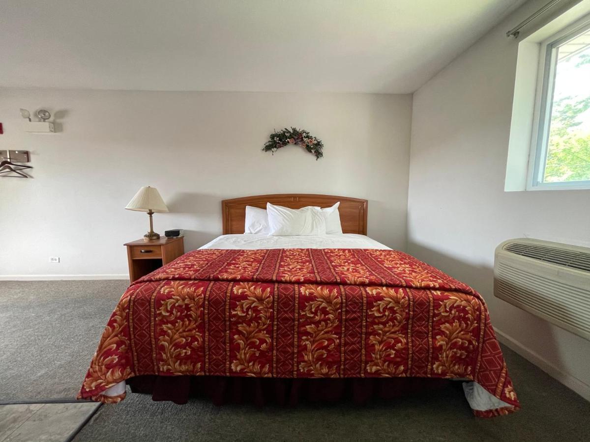 Vibe Inn - Whirlpools Suites - Lyons Extérieur photo